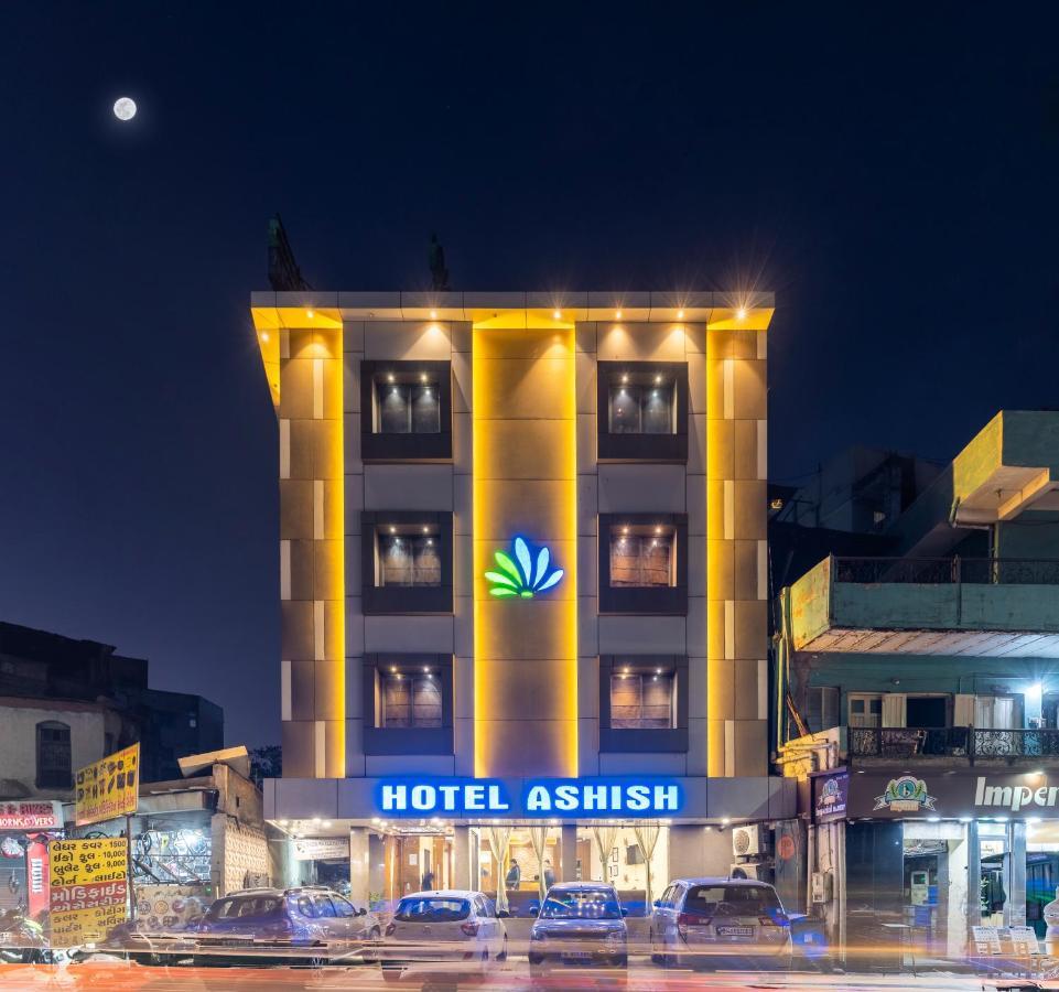 Hotel Ashish Ahmedabad Exterior photo